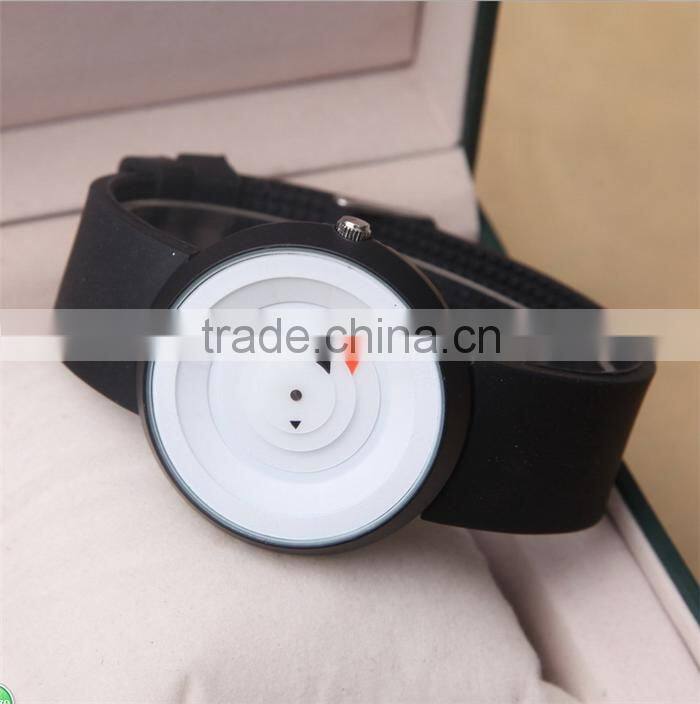 Fashion black white silicone band watch,creative student sport watch,custom colorful Chinese supply silicon watch