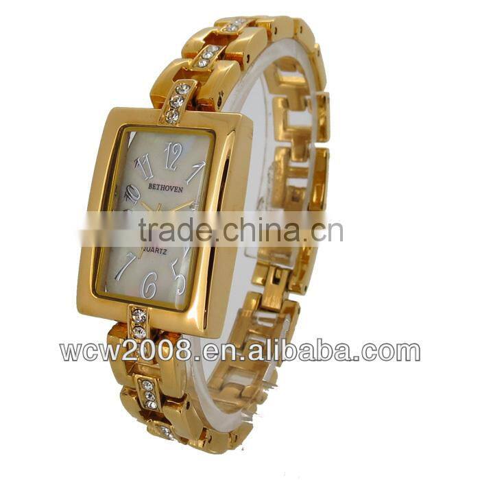 Gracious watch for elegant women