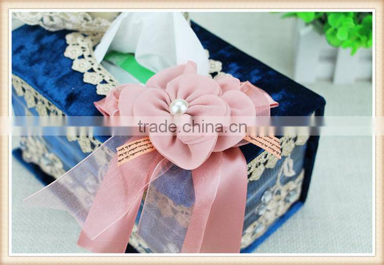 crochet tissue box cover