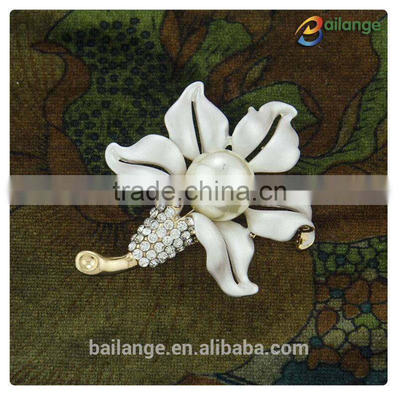 wholesale quality fashion rhinestone vintage flower wedding crystal flower silver charm pendant