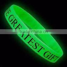 New style factory supply popular custom logo silicone rubber wristbands