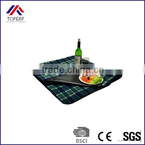 Pocket Picnic Blanket Polar Fleece Blanket For Travel