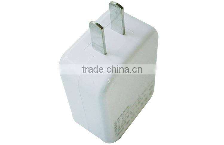 High Speed Universal adapter usb 5v 2.5a usb charger for cellphone /pc