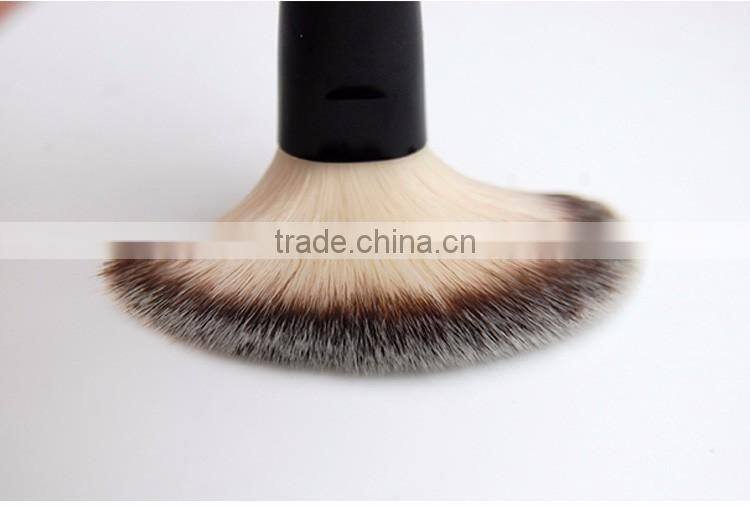 Wholesale price fashion foundation makeup brush