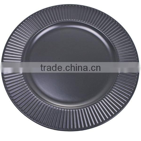 33cm white round sunflower style plastic charger plate