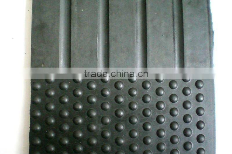 1.22m x 1.83m(width x Length) cow horse trailer rubber mat