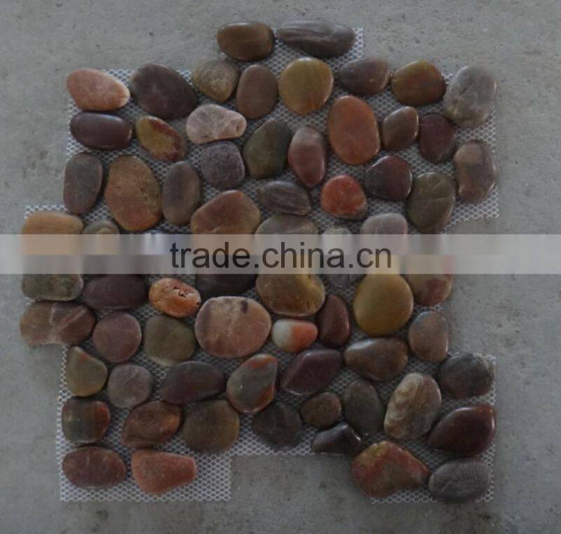 red pebble flat meshed tile