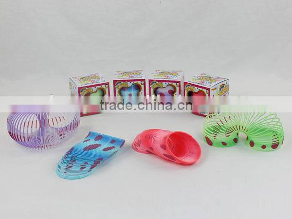 plastic colorful lovely rainbow spring toys/hot sale magic rainbow circle