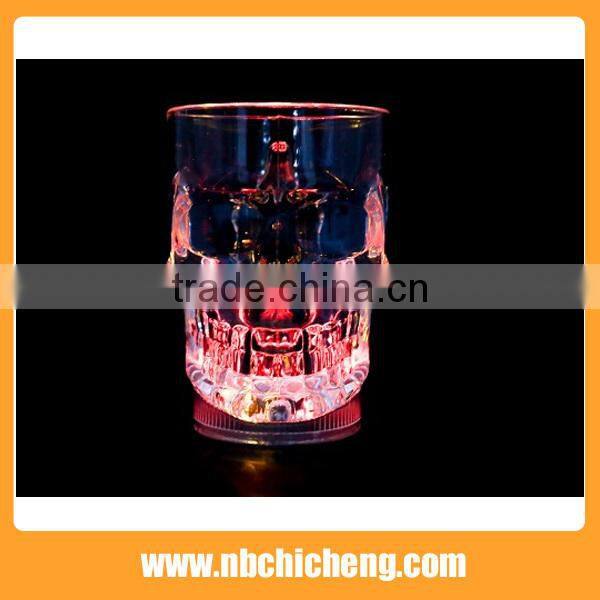 2015 popular led flash champagne glass cup with light lamp