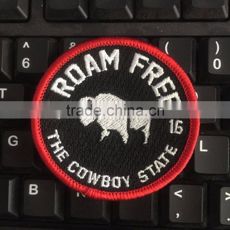 2017 custom wholesale durable high quality embroidery patch badges