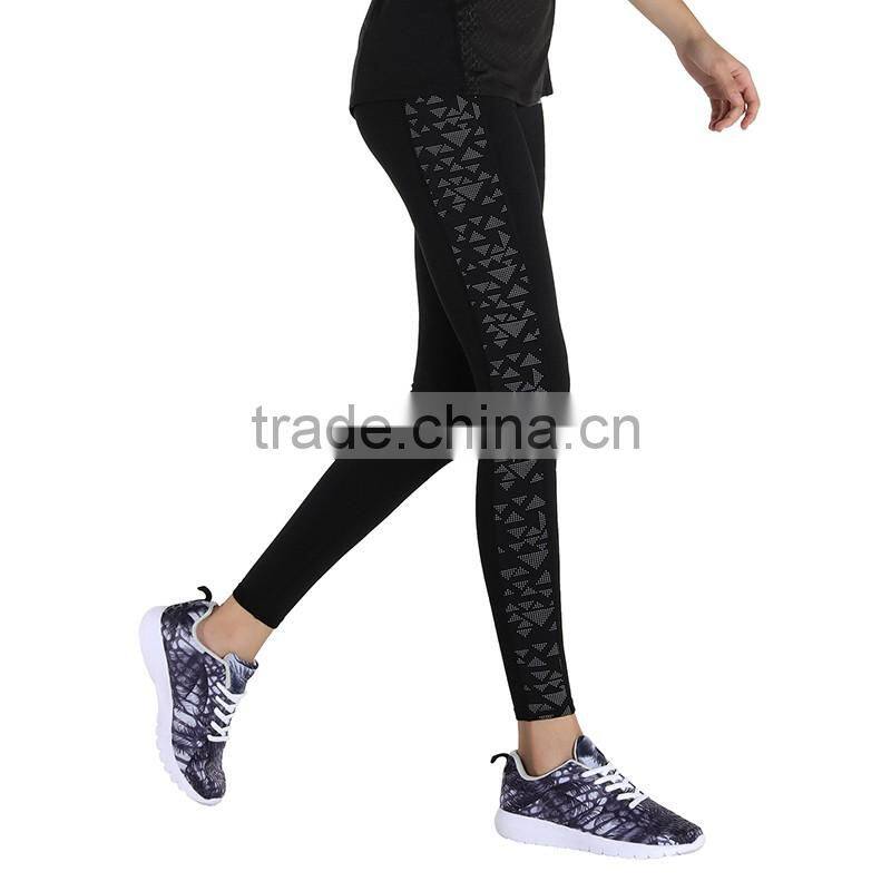Wholesale Ladies Sports Clothes GYM Leggings Luminous Reflex Women Running T shirt