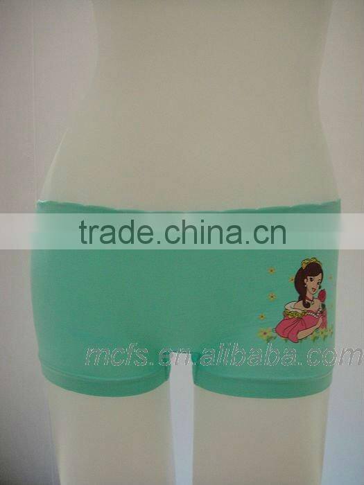 Lovely girls' seamless cartoon boxer shorts/girls boxer shorts