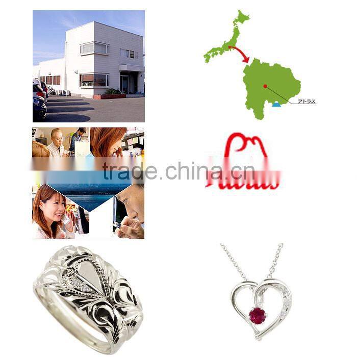 Easy to use and Fashionable Japanese traditional scissors pan with multiple functions made in Japan