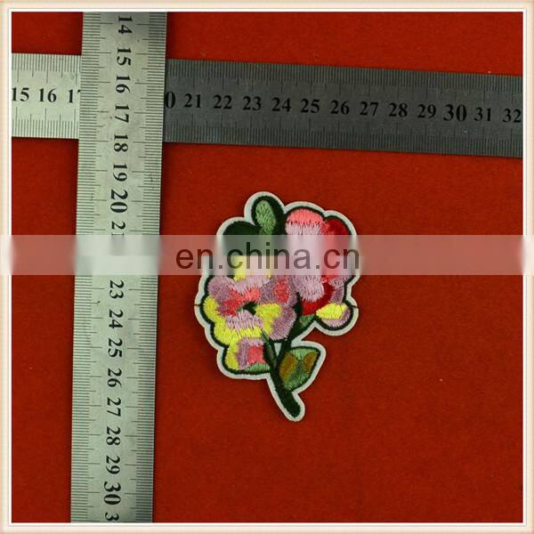 2016 hot sale appliques floral embroidery patches for garment