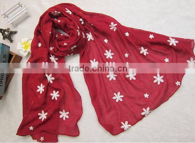 Wholesale Wide Flower Embroidery Cotton Ladies Fashion Scarf