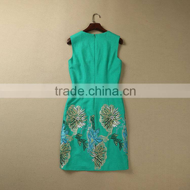 2015 Embroidery Fit Body Fashion Dress
