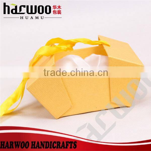 2016 New luxury arabic lacquer wooden perfume bottle box