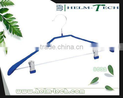 PVC Coated Anti-slip Clothes Hanger With Pegs-8002