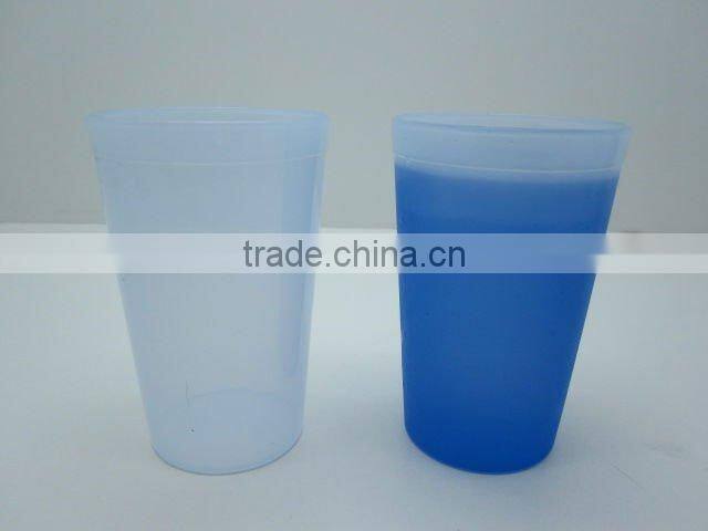 fashion style plastic cake cup