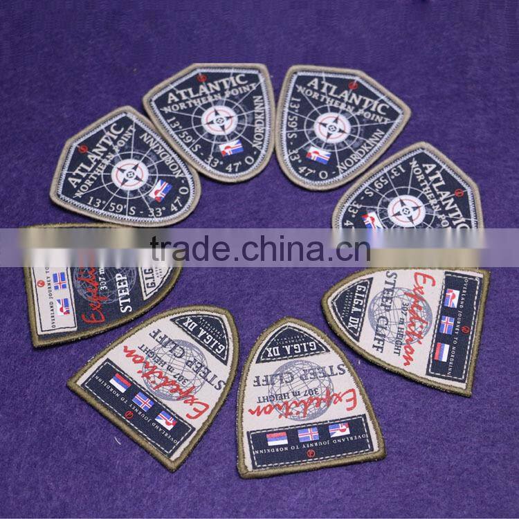 2016 Custom Printed Clothing Packaging Labels Supplier