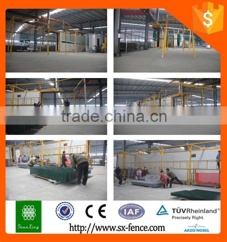 Fast Delivery Powder Coated Welded Iron Wire Mesh Fence