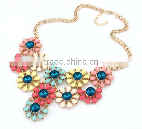 Resin Multicolor Flower Vintage Choker Pendant Statement Necklace Women Necklaces & Pendants Fashion Necklaces for Women 2014
