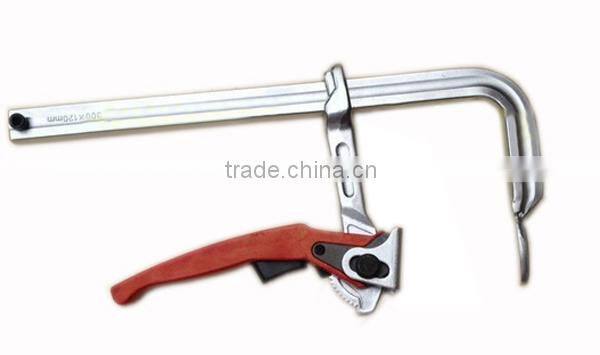 multi purpose woodworking tool.Quick ratchet release F-clamp