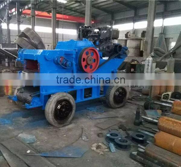 Industrial Mobile Wood Chipper/wood crusher machine with 4 Wheels
