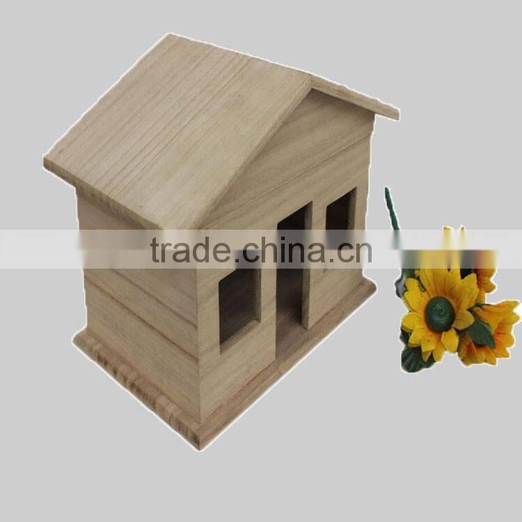 Top quality handmade wooden bird hose/pet house, decorated wooden bird house