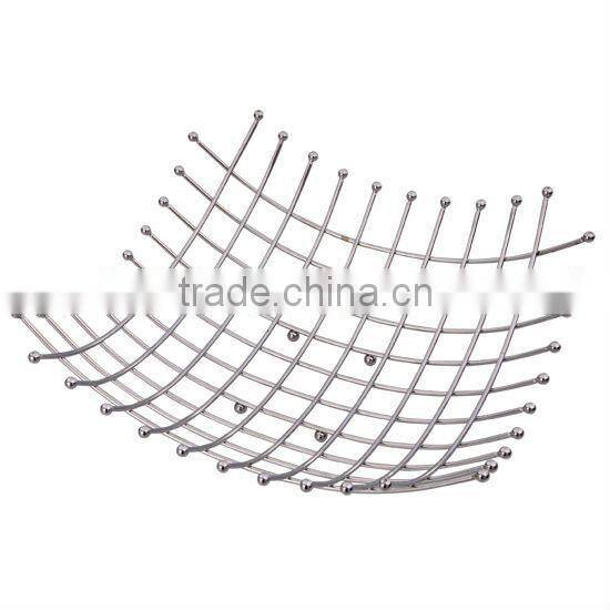 Vintage Metal Wrought Iron Leaf Ivy Wire Flower Basket Fruit Basket