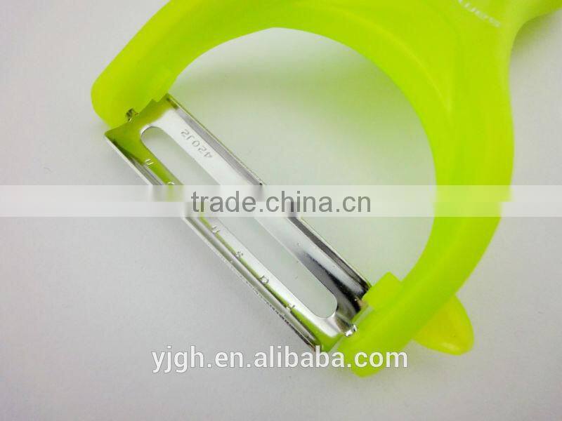 Promotion gift patent owner flat blade potato peeler in apple green