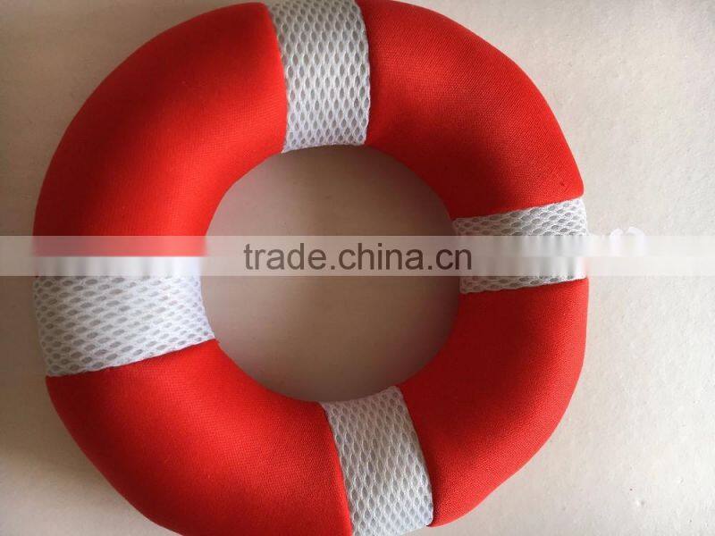 Round Squeaky Floating Pet Toy