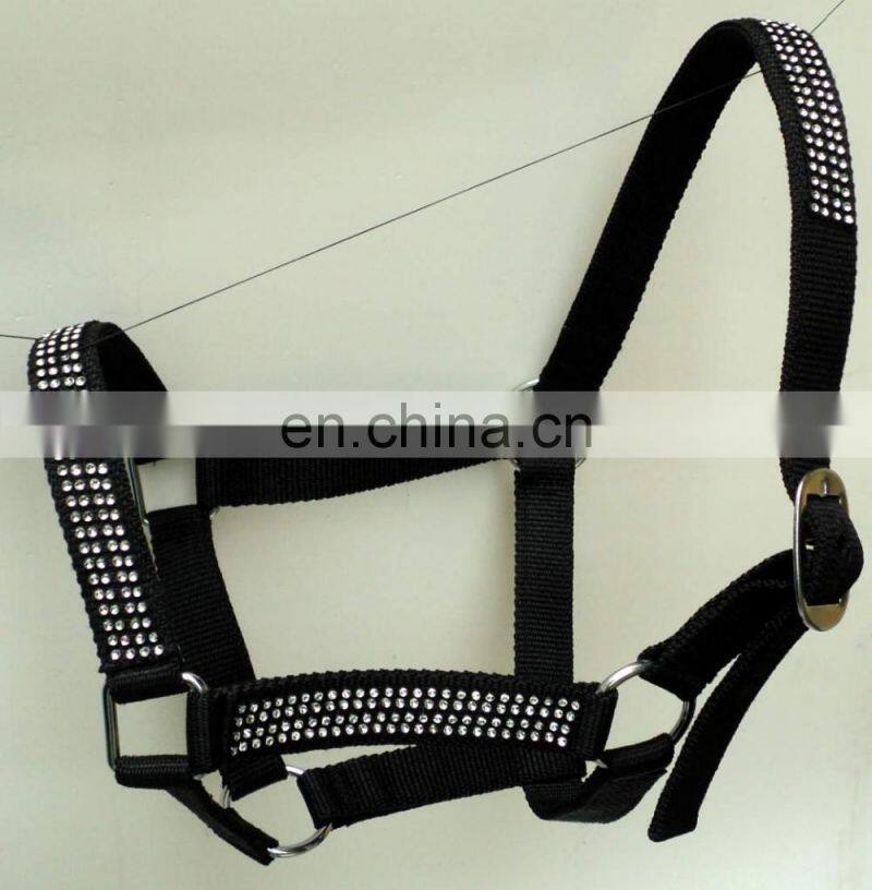 P.P. HORSE HALTER WITH CRYSTAL
