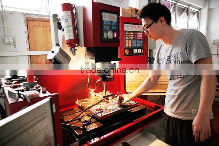 Custom factory made cheap free samples silicone wristband