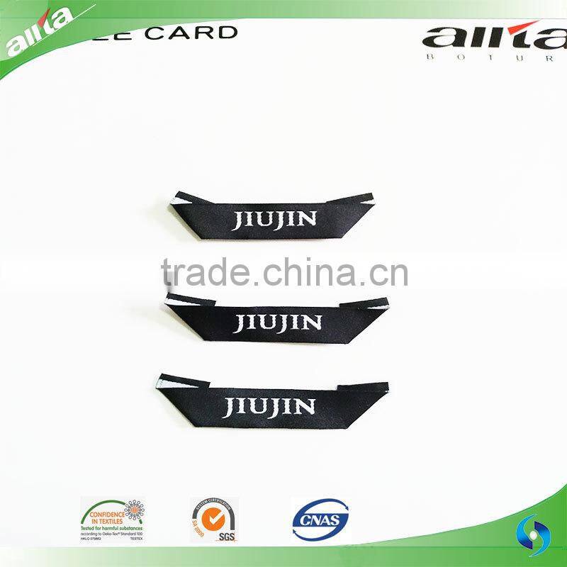 Woven labels with your company logo design customized in china