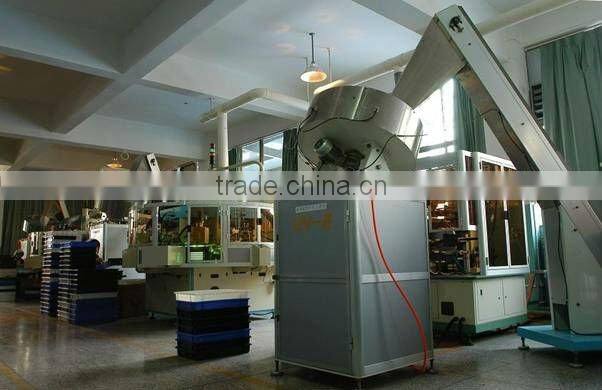 Top opening plastic bottle cap