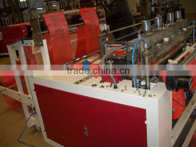 UTOPLAS Brand UTBM-H400x2 Computer Heat Sealing & Heat Cutting Bag Making Machine (Double photocell)