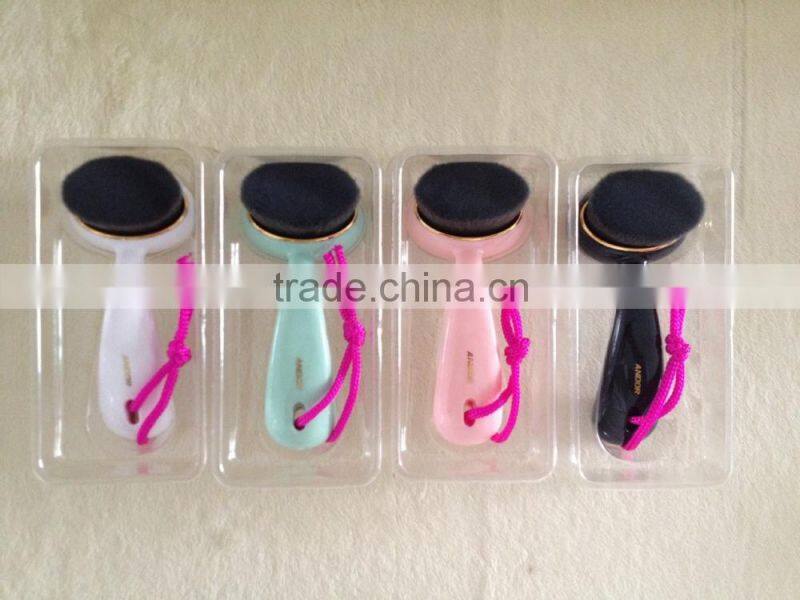 2015 Hot Sale Superfine Fibre Soft Deep Pore Facial Cleansing Brush - Charcoal Face Washing Brush