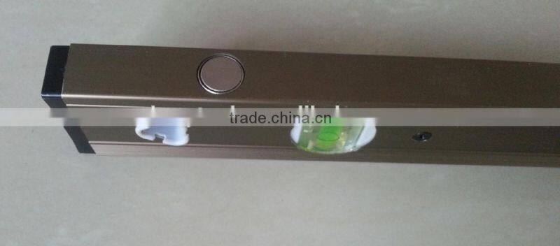 Aluminum Level With 3 Curved Center Bubble Glass Vials