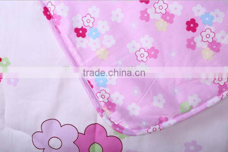 China factory price natural down and feather silk quilted round bed comforters