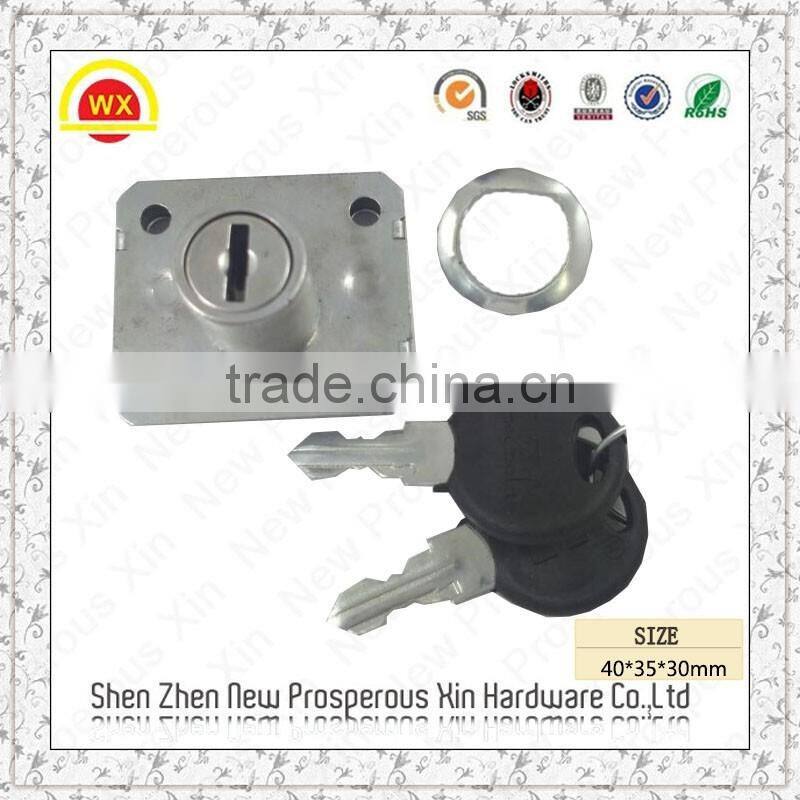 Hot push button lock