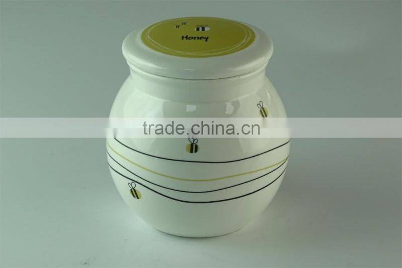Hot Sale Lovely White Ceramic Drink Cups With Lid