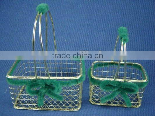 Small wire Art&Collectible decorative with wool rope basket with fixed handle