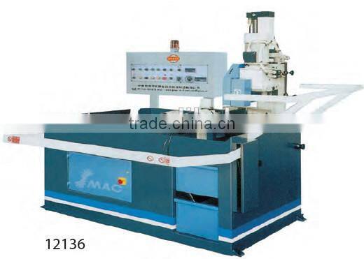 auto feeding type disk saw