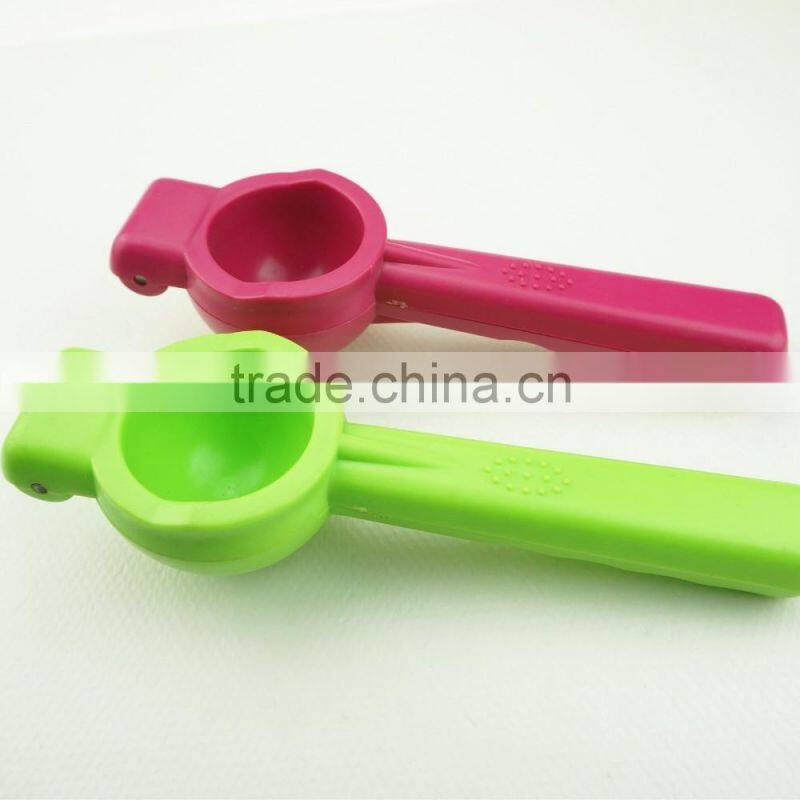 41025 Lemon and Lime Juice Squeezer