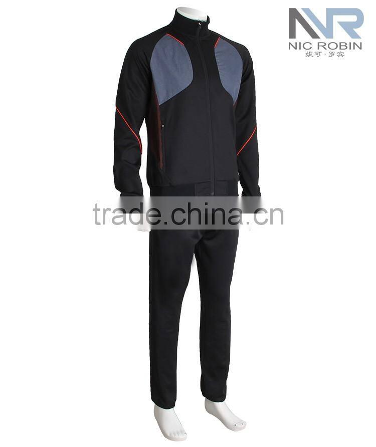 2016 Fashion Man Training Wear Men Sport Suit with OEM ODM Service