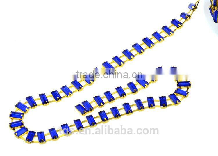 New Design Square Violet Acryl Diamantes de imitacion Recorte