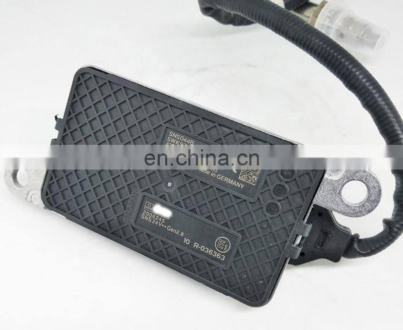 Truck Spare Parts NOX SENSOR 24V 5WK9 7344B/5WK97344B 2006245