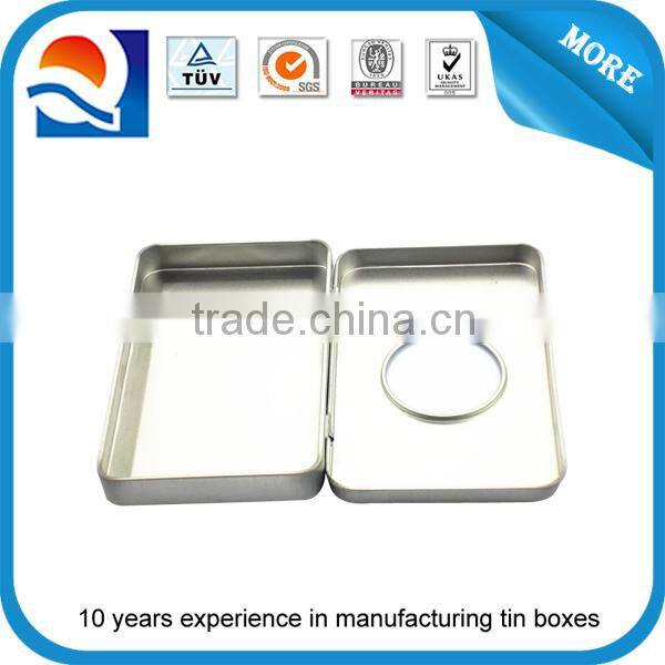 Punctual delievry plain tin with window