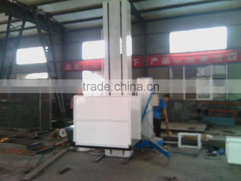 Wheelchair lift/elevator fot disabled people